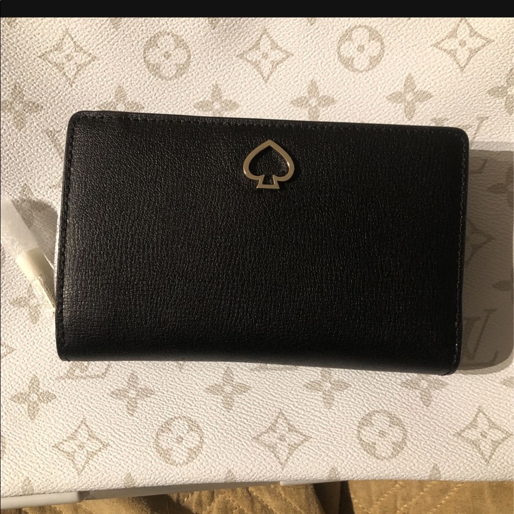 Kate Spade Black bifold wallet NEW ID CARD